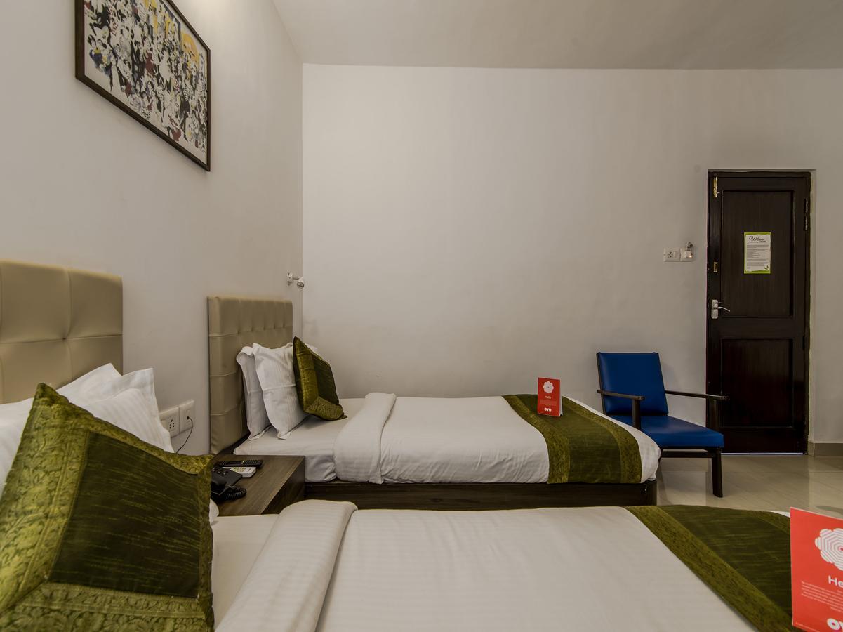 Oyo 10241 Hotel Mayfair Goa Exterior foto